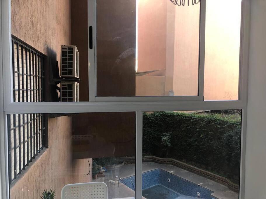 Appartement Center De Gueliz Avec Piscine Marrakesh Exterior photo